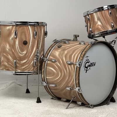 Gretsch 20/12/16" 1960's Round Badge Drum Set - Sunset Satin Flame image 2