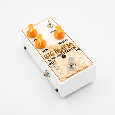 Unveiling the Secrets of the MoskyAudio Big Fuzz Guitar