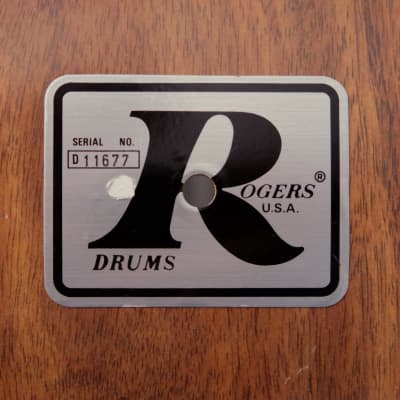 Rogers Londoner V drum kit 22"-12"-13"-16" 1977 Koa image 8