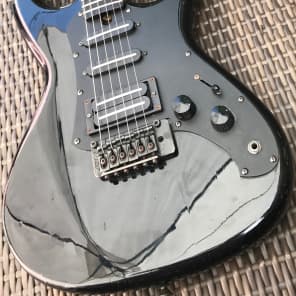 ARIA　PRO Ⅱ　WILDCAT 魔改造　部品交換多数 多様な II Pro Aria RS YouTube - Cat Wild ベース - ベース