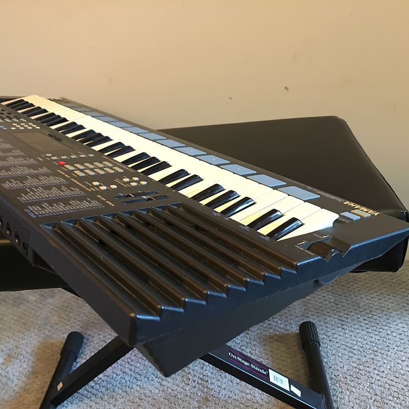 Yamaha Portasound PSS-680 MusicStation Vintage FM | Reverb