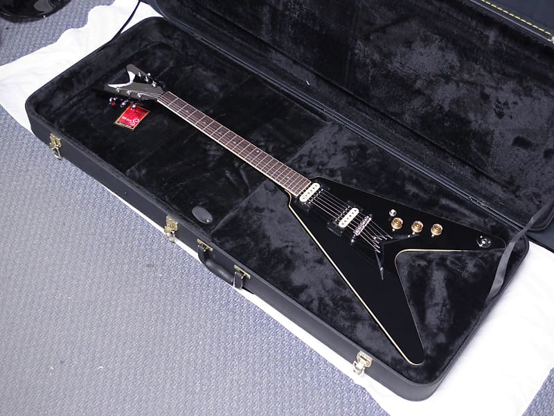 DEAN V 79 electric GUITAR Classic Black CBK V79 New w/ Hard Case image 1
