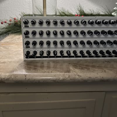 Analogue Solutions Oberkorn - White image 2