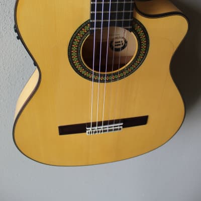 Alhambra 7FC CT E2 Thin Body Acoustic/Electric Flamenco Guitar - Made in  Spain