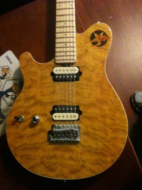 OLP MM1 licensed by Ernie Ball/ Music Man EVH Transparent Gold
