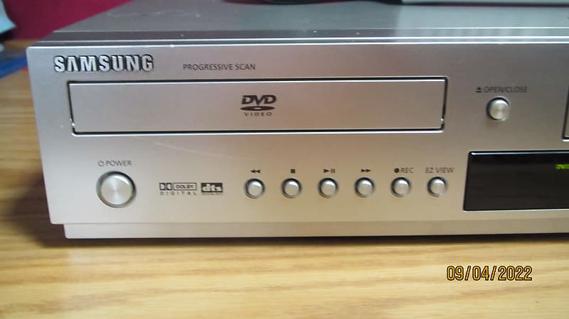 Samsung DVD-V5500 DVD VCR Combo Reproductor Grabadora de Video VHS **SOLO  PIEZAS**