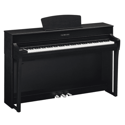 Yamaha CLP-735 Clavinova 88-Key Digital Piano