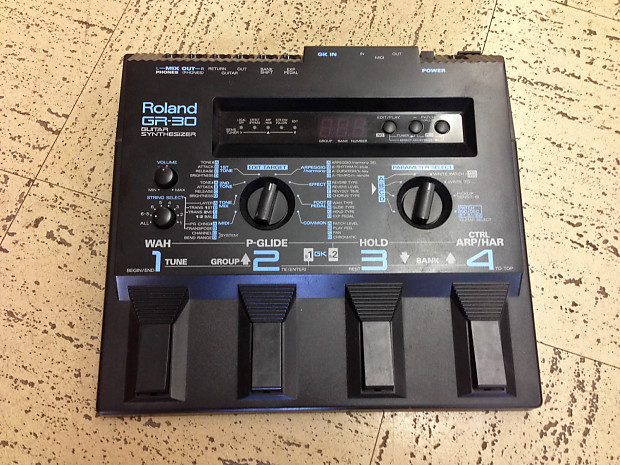 Roland GR-30 ギターシンセ ローランド Guitar Synth Used Roland GR-30 GUITAR SYNTHESIZER WITH AC Synthesizer Pedal