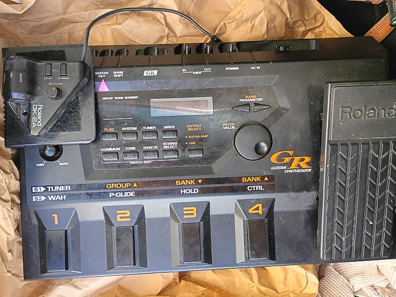 Roland GR-33