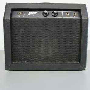 Zapp Z-10 Solid State Practice Amp, Only 250 Produced, Made Zapp Z-10 Solid State Practice Amp, Only 250 Produced, Made