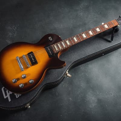 ギター Gibson Les Paul '50s Tribute Gibson Les Paul Studio 50's Tribute - Satin Gold Top