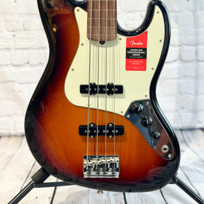 Fender American Professional Jazz Bass Fretless image 2