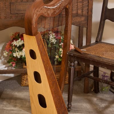 Roosebeck HTHAC 22-String Heather Harp Chelby Levers Sheesham Thistle w/Tuning Tool & String Set image 2