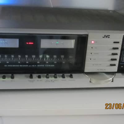 Vintage JVC JR-S201  Stereo Receiver w Magnetic Phono In - Comp to Pioneer SX  w better specs image 12