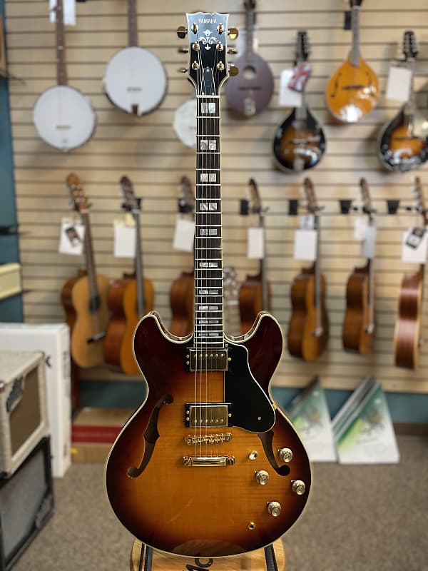 Yamaha SA2200-OVS Semi-Hollow Electric Guitar