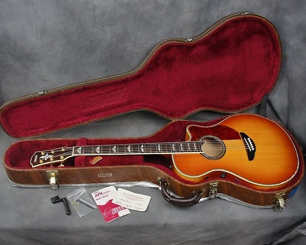 1991 Yamaha APX-20 Acoustic/Electric Stereo Guitar w