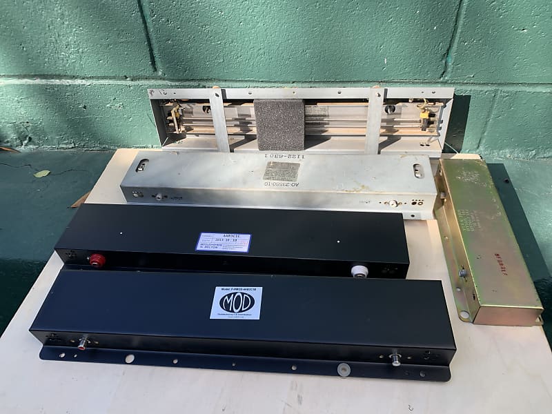 Lot of 5 working reverb tanks Accutronics 4AB3C1C & Mod Reverb