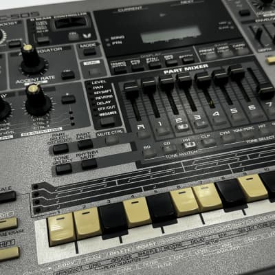 Roland MC-505 Groovebox | Reverb