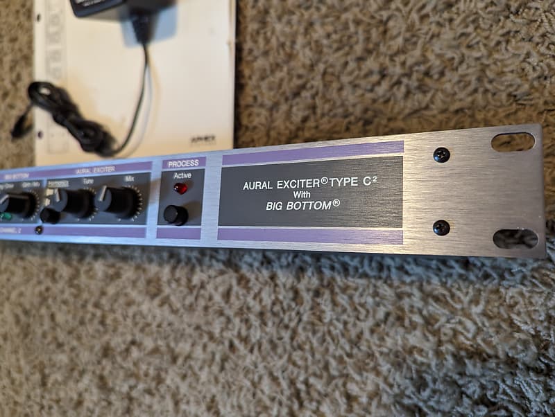 配信機器・PA機器・レコーディング機器 Aphex 104 Aural Exciter Type C2 Aphex Systems Aural Exciter - Type C2 - Model 104 - Big