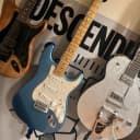Fender Standard Stratocaster with Vintage Tremolo / Maple Fretboard /1995 Lake Placid Blue / MIM
