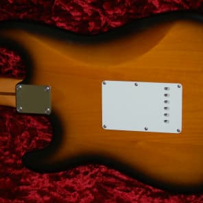 Fender '57 Reissue Stratocaster USA 1996 2 Tone Sunburst image 5