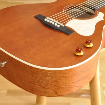 ART & LUTHERIE Legacy Havana Brown Q Discrete / Made In Canada / Acoustic-Electric Concert Size Guitar image 4