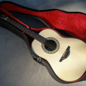Vintage 1972-3 Ovation Balladeer Model 1111-6 - Rare