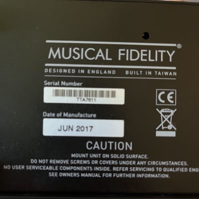 Musical Fidelity V90-LPS phono stage - black image 3