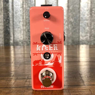 Outlaw Effects Late Riser Auto Volume Swell Guitar Effect Pedal image 2