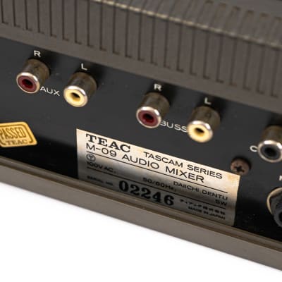 美品】TEAC M-09 Audio Mixer アナログ ミキサー 貴重（美品