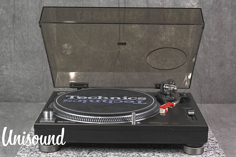 Technics SL-1200MK4 Black direct drive turntable in Very Good - Main Image