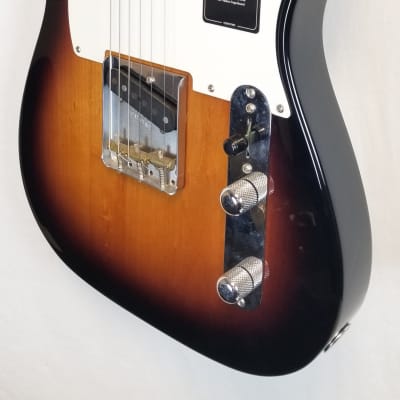 Fender Vintera '50s Telecaster, Maple Fingerboard, 2-color Sunburst, w/Gig Bag image 2