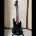 Fender AJB-DX Aerodyne Jazz Bass Deluxe 2003 - 2014 Black