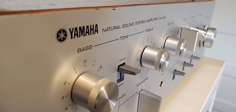 Vintage Stereo Integrated Amplifier Yamaha CA-400