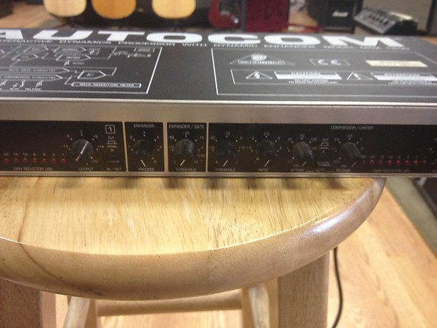 BEHRINGER MDX-1200 【エンハンサー搭載モデル】コンプレッサー Behringer Autocom MDX1200 Interactive Dynamics Processor