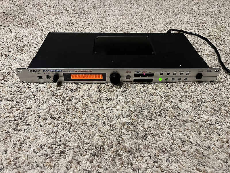 Roland XV-5050 64-Voice Digital Synthesizer Module | Reverb