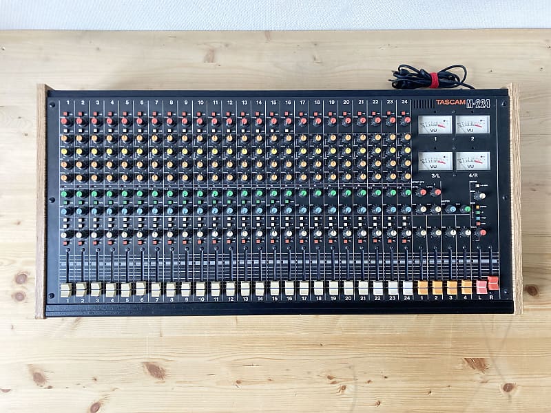 新品❤️TASCAM★M-224★madeinJapan★New Withbox Model 24 | 24-Track Live Recorder & Mixing Console With