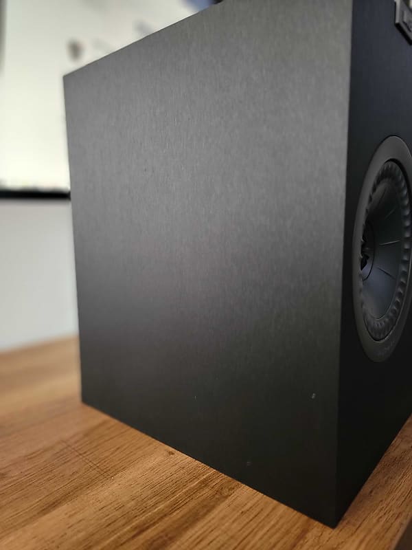 KEF Q350 ブラック KEF Q350 review: A not-so-quiet achiever - CNET