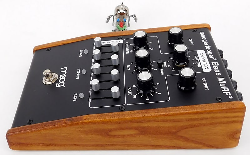 moogerfooger MF-105B Bass MuRF EP2付き Moog Moogerfooger MF-105B Bass MuRF (Used) – Nightlife