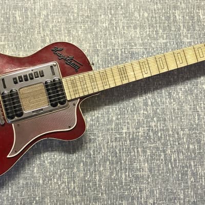 Hagstrom P-46 DeLuxe 1961  - Red Sparkle image 2