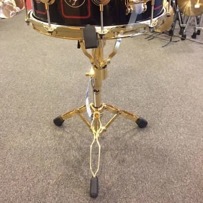 DW Drum Workshop 9300G 24K GOLD Snare Drum Stand. Perfect for your