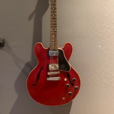 Gibson ES-335 Dot 2005 Satin Red image 1