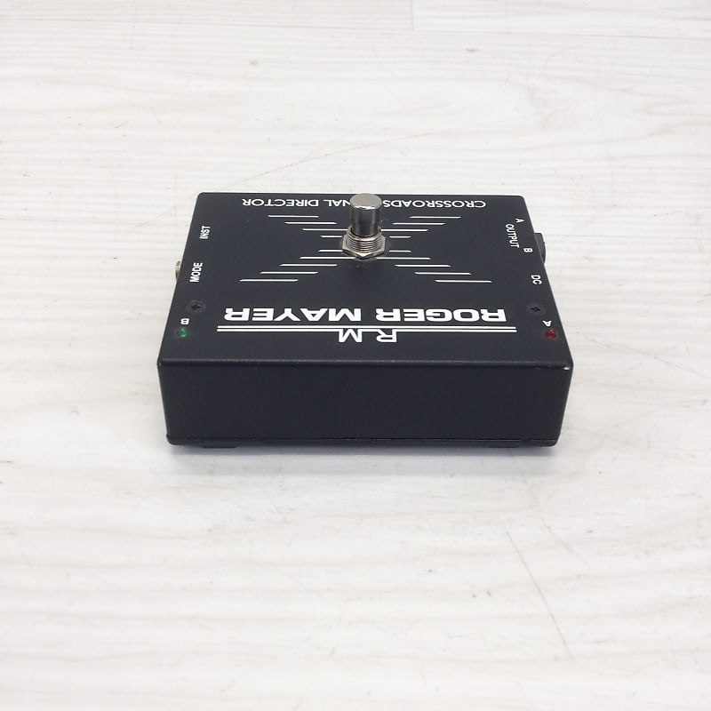 ギター ROGER MAYER CROSSROADS SIGNAL DIRECTOR Roger Mayer Crossroads Signal Director. | Reverb