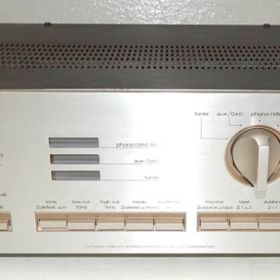 Luxman L-400 stereo integrated amplifier image 1