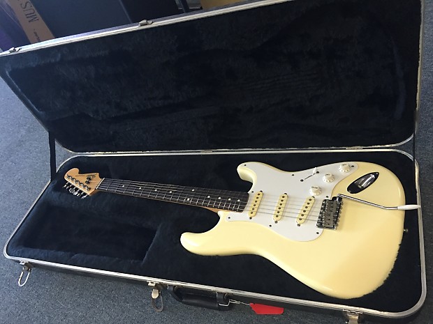 Fender Stratocaster 1984-1987 Made in Japan MIJ E Serial Fender Stratocaster 1984-1987 Made in Japan MIJ E Serial