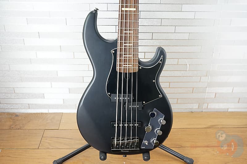 Yamaha BB735A-TMBL 5-String with Active Electronics 2010s - Translucent Black image 1