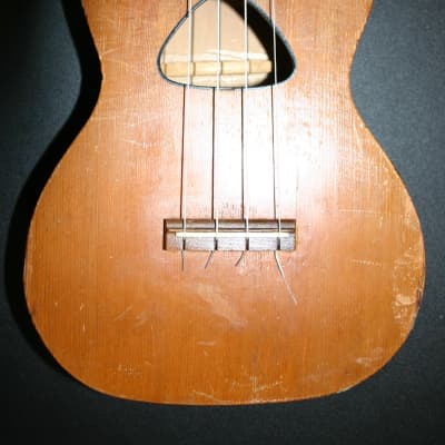 Regal Wendell Hall TV ukulele concert size image 2