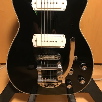 Eastwood Airline Tuxedo CB with Bigsby, Rosewood Fretboard, & Hard Case for sale