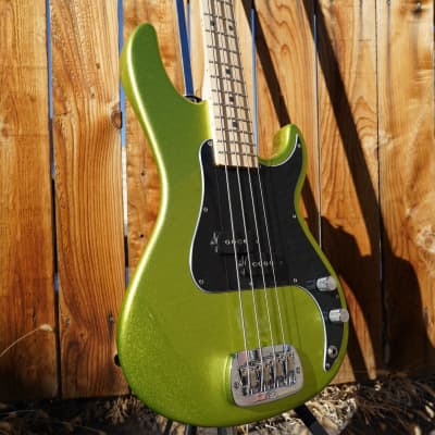 G&L USA Fullerton Deluxe SB-1 Margarita Metallic/Maple 169 4-String Electric Bass w/ Gig Bag NOS image 6