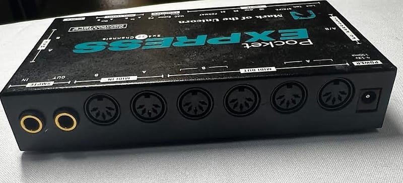 MOTU Mark Of The Unicorn Midi Express XT 2x4 (Consignment